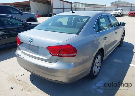2013 Volkswagen Passat 2.5L Se из США, поврежденный, VIN 1VWBP7A36DC068732